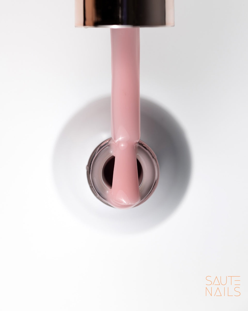 Luxury Light Nude Base 8ml